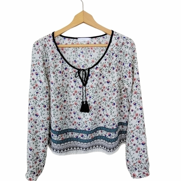 Lush | Floral Cropped Long Sleeve Blouse Size Medium - Picture 1 of 5